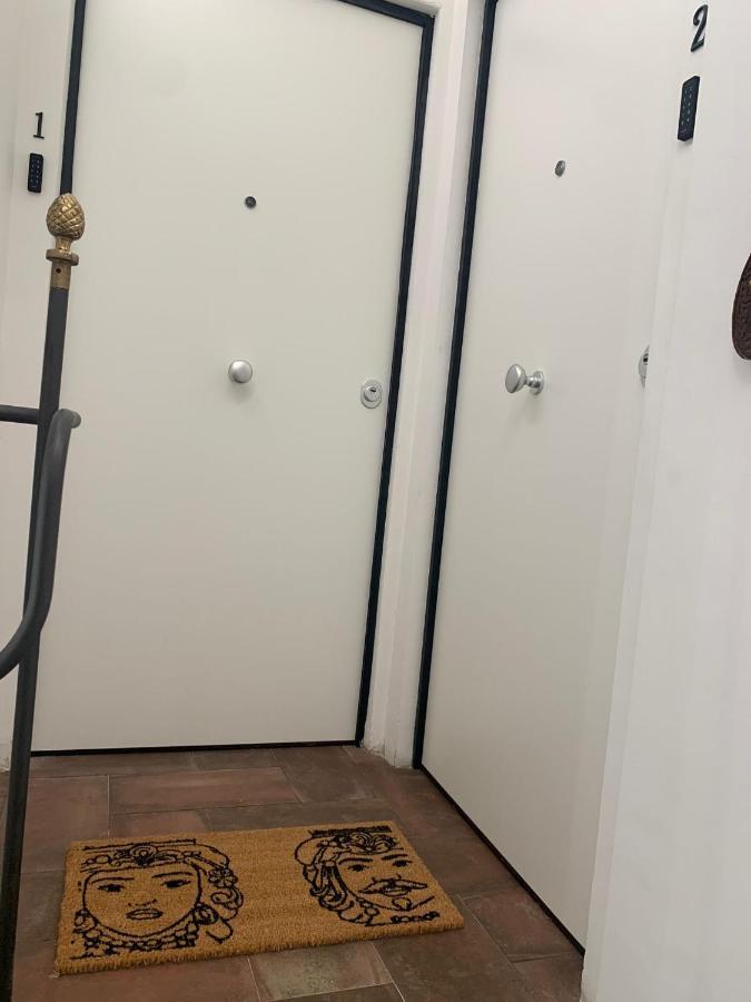 Calderai 82 Suites 1 E 2 Palermo Dış mekan fotoğraf
